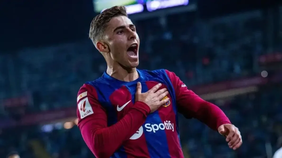 barcelona-olympiakos-6-1 Barcelona demoliert Olympiakos 6-1: Fermín López Hattrick