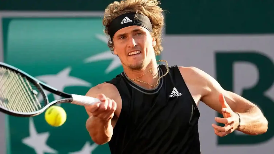 Yannik Sinner zieht ins Paris Masters-Finale 2025 Yannik Sinner besiegt Alexander Zverev im Halbfinale der Paris Masters 2025 deutlich.