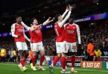 Arsenal gegen Bayern: Dominanter 3:1-Sieg – Erste Münchner Niederlage der Saison Arsenal feiert den 3:1-Sieg gegen Bayern München in der Champions League 2025 im Emirates Stadium.