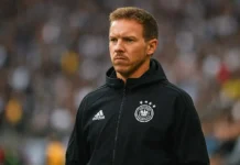 Deutschland hofft auf Kimmich und Schlottbeck gegen die Slowakei Joshua Kimmich und Nico Schlottbeck beim Aufwärmen