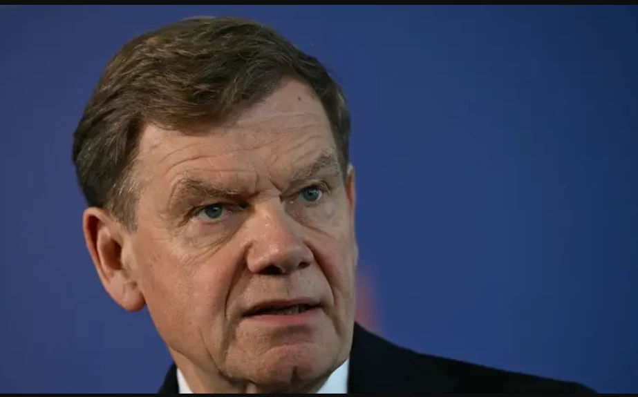 ukraine-deutschland-eu-korruptionsskandal Außenminister Johann Wadephul trifft sich mit Präsident Wolodymyr Selenskyj während G7-Gesprächen zur Korruptionsbekämpfung