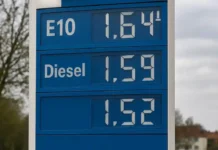 Deutschland Benzinpreise sinken auf Jahrestief – Spar-Tipps jetzt Tankstelle mit fallenden Benzinpreisen in Deutschland