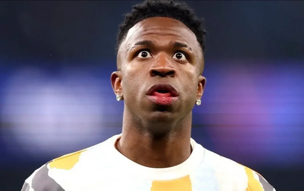 real-madrid-fans-vinicius-sevilla