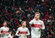 Stuttgart besiegt Bayer Leverkusen 4:1 – Bundesliga Topspiel Stuttgart Spieler feiern 4:1 Sieg gegen Bayer Leverkusen in der BayArena