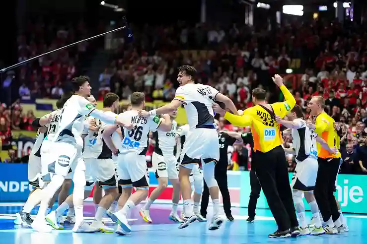 deutschland-frankreich-ehf-euro-halbfinale Deutschland jubelt nach historischem Sieg gegen Frankreich bei der EHF EURO