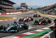 F1 Testfahrten: Geheimnisse und Top-Leistungen enthüllt "Formel 1 Testfahrten 2026 auf dem Circuit de Catalunya, Mercedes, Haas und Red Bull Fahrzeuge auf der Strecke"