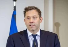 G7 Rohstoff-Gipfel: Deutschland fordert globale Kooperation Lars Klingbeil beim G7-Treffen diskutiert Rohstoffstrategie