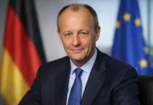 Friedrich Merz stärkt EU-Indien Handel und Verteidigungspartnerschaft Friedrich Merz und Narendra Modi bei historischem Besuch in Ahmedabad, Indien, 12. Januar 2026